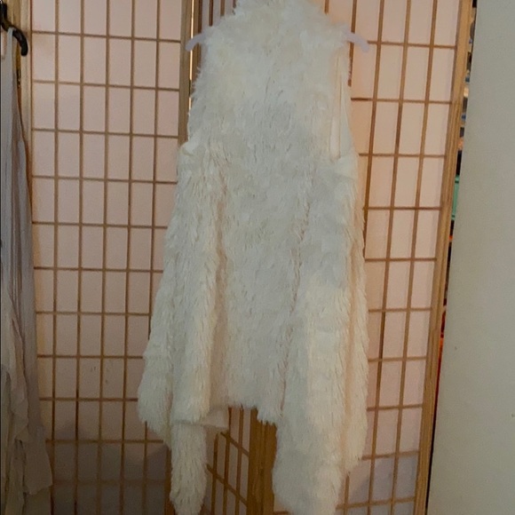 Softest duster EVER - Picture 7 of 8